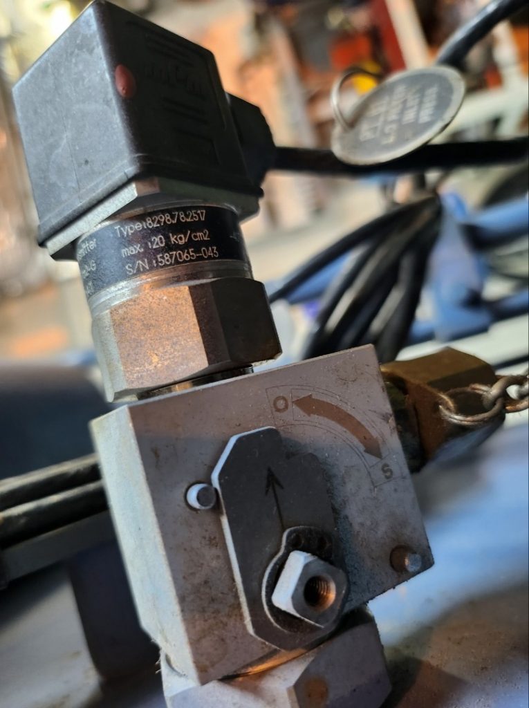 ee8f45c940010bda8bbc45c0148e5e6