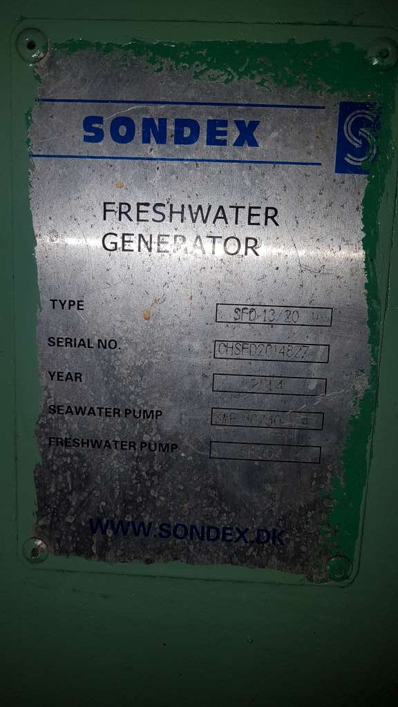 376fa60025191dc9b8cc9ef1c97e399