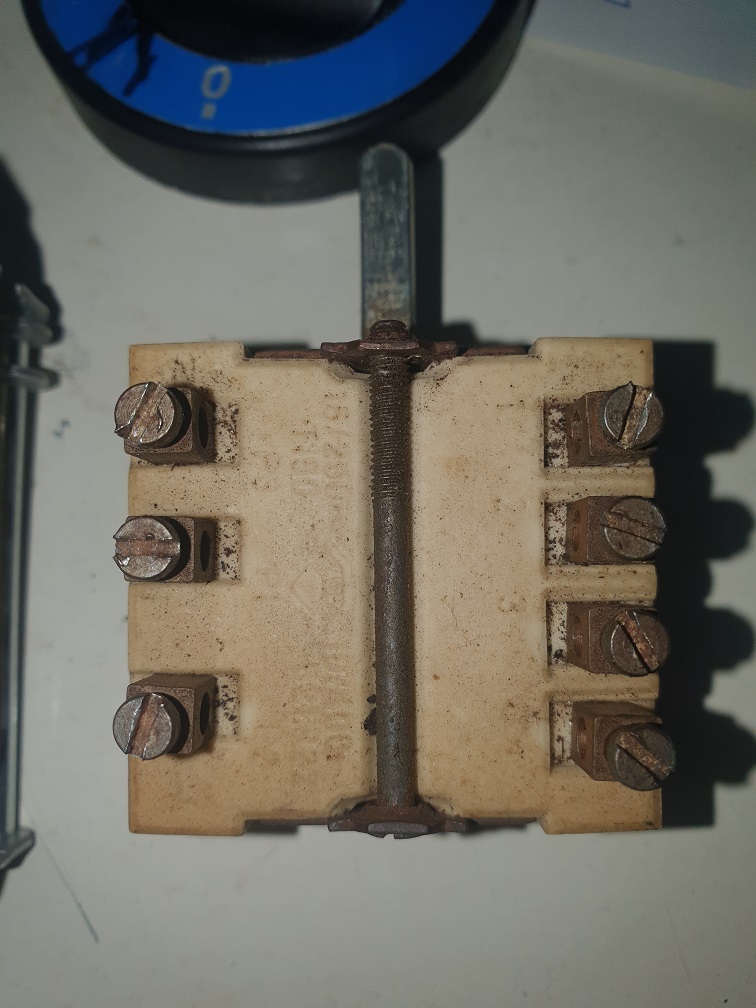 2d753c24db8aeb5642ee62e8a2e06e1