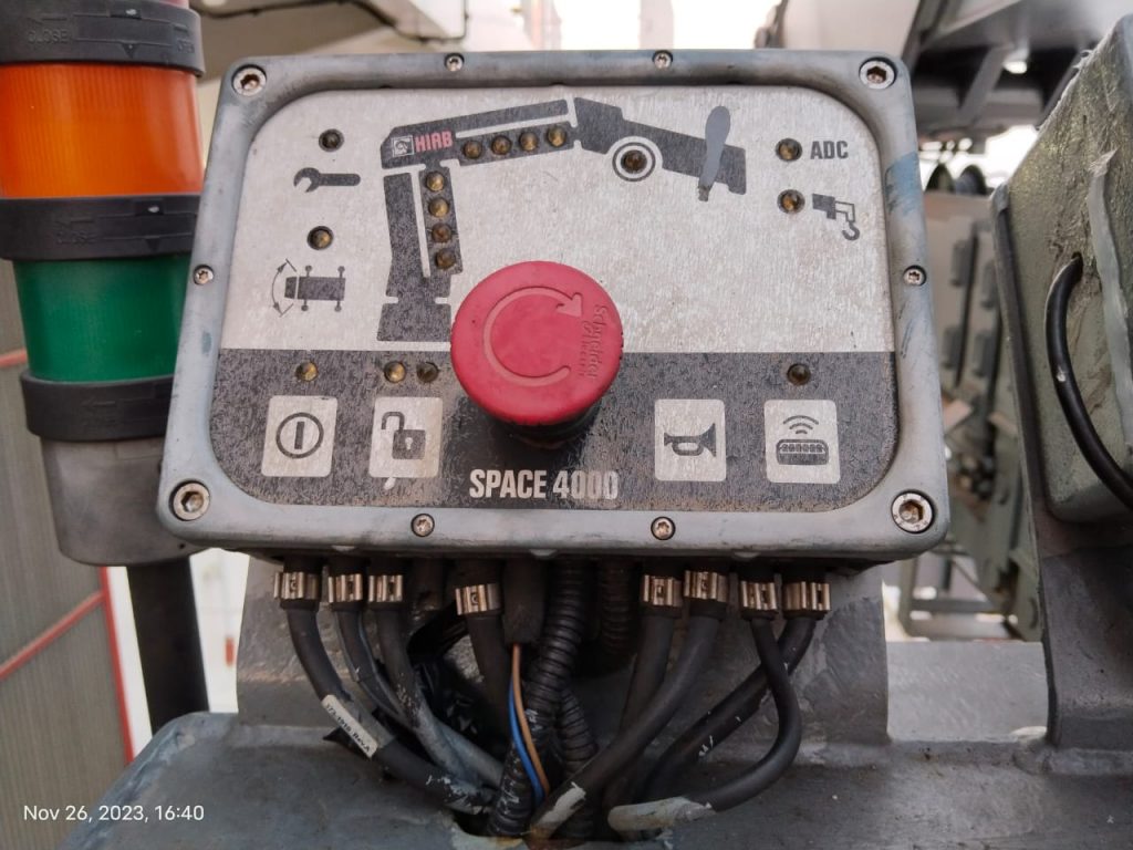 46ac2c834587f830e0624ba4cebe853