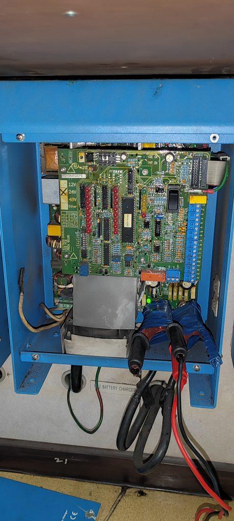 181c9c0b8e9ded0f8a112cbb3d2e384