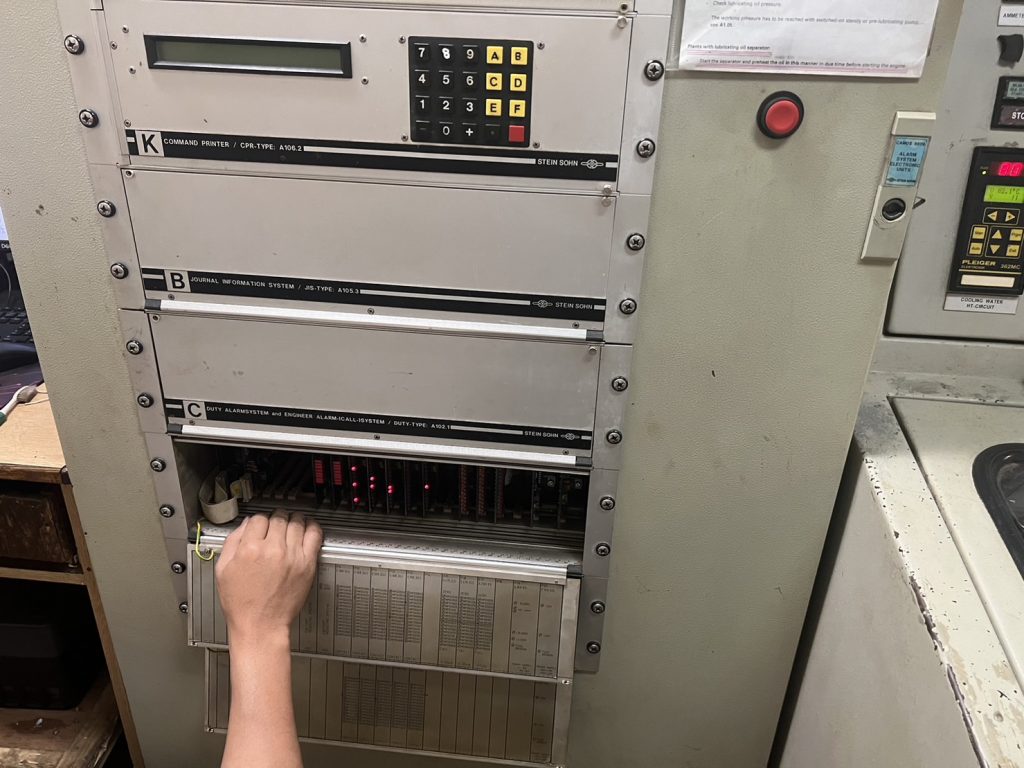 1c1b0ee52742901eac5c86d3785cdee