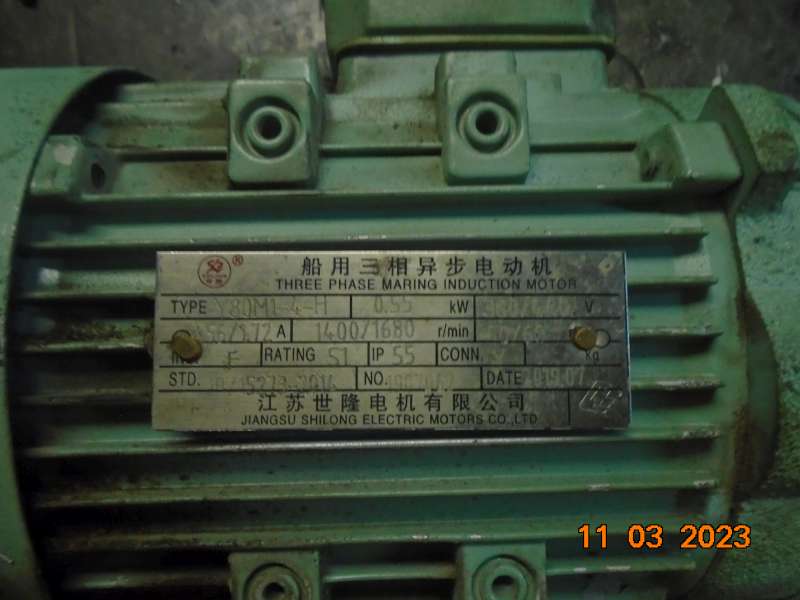 4273c002282617c7c8aadb4a77797a9