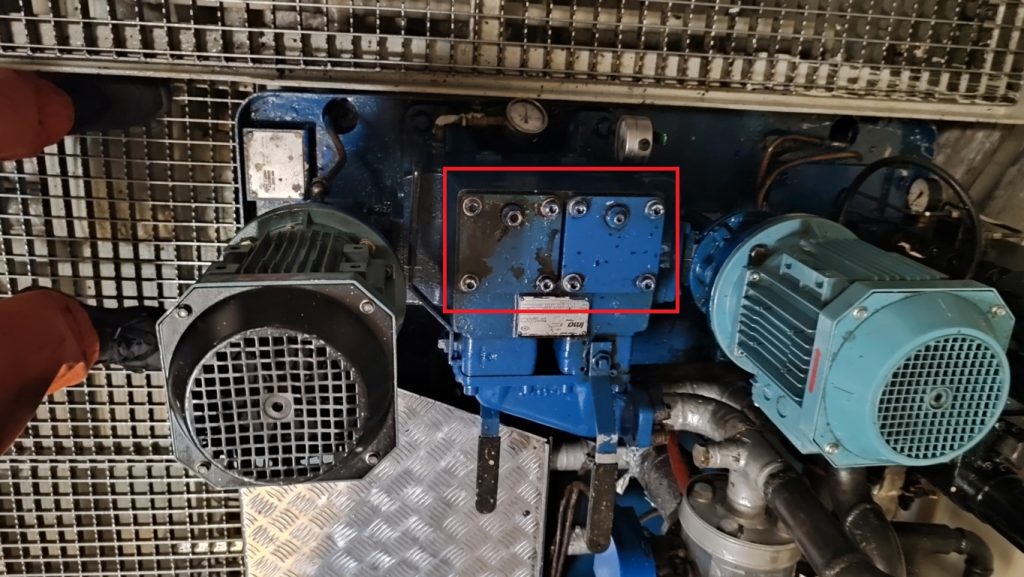 b90816cd7104f08b8052ff39e491384