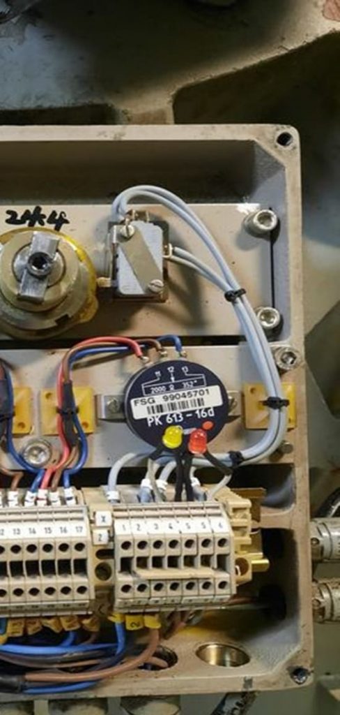 dd009138c0e573954f8d0b75b14a0ee1_2