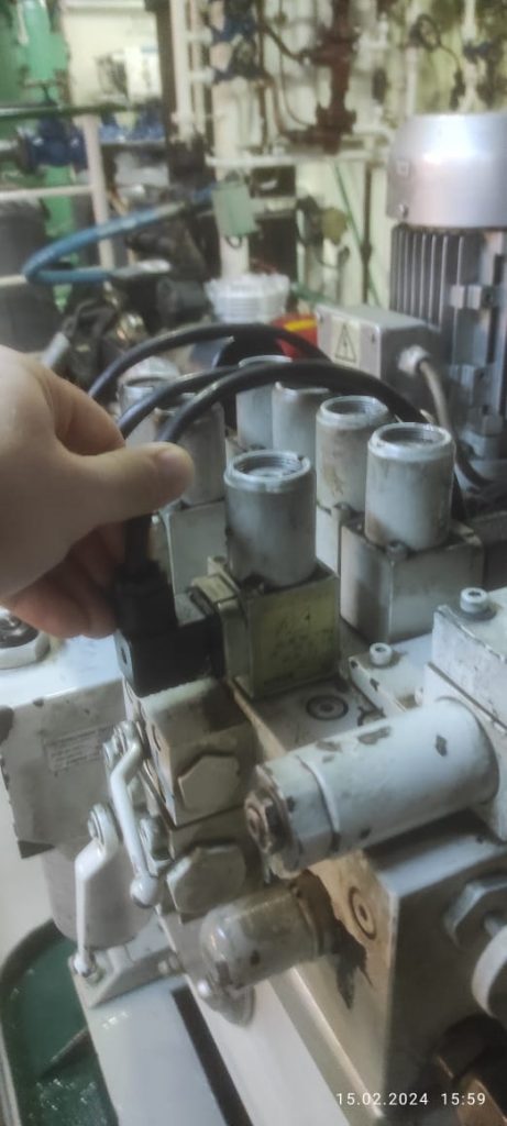 240b0979eac78d55c2bda71b1ec4fb60_