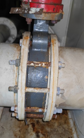 585e3a3dc7aacee76706f1b22ffbdbc2_