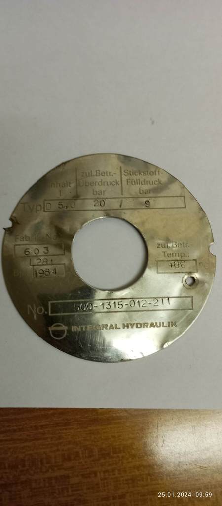 01221df2ae18c13337d5fc3b49c3a57b_