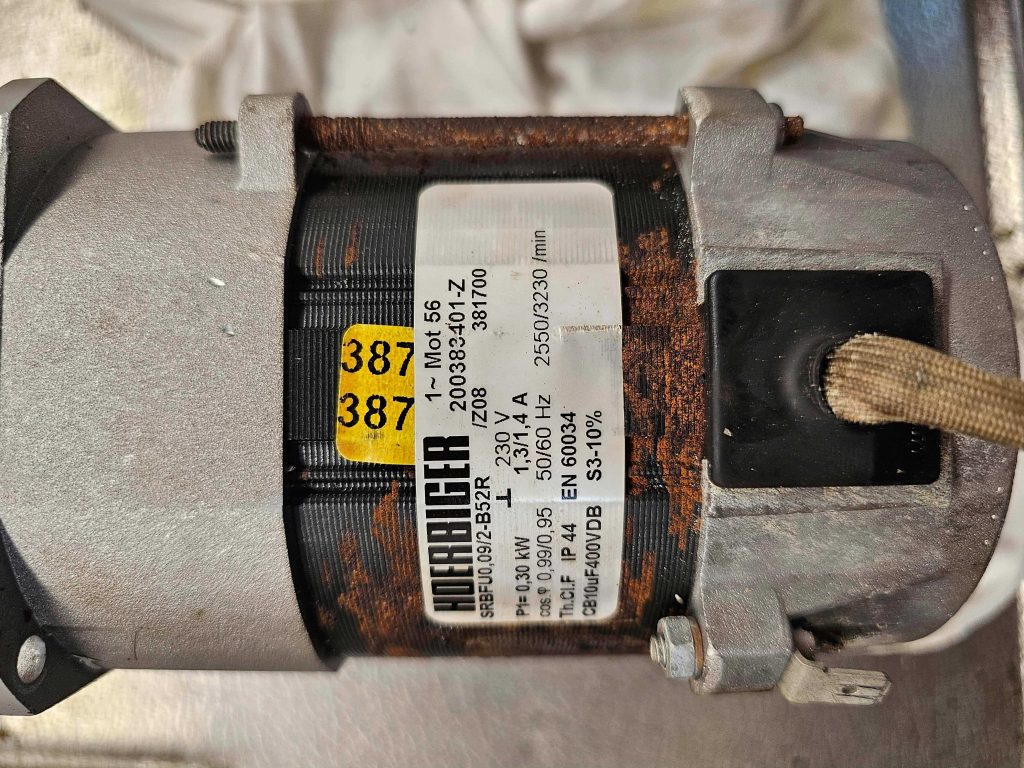 14e4f33b6d4f6202d0be0332439acc1a_