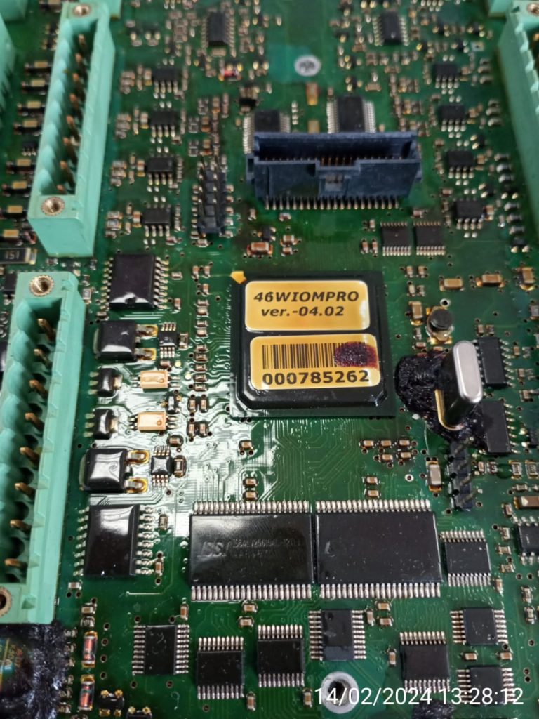 3150500cd0d8b7c0c0cfe31c09c81c21_