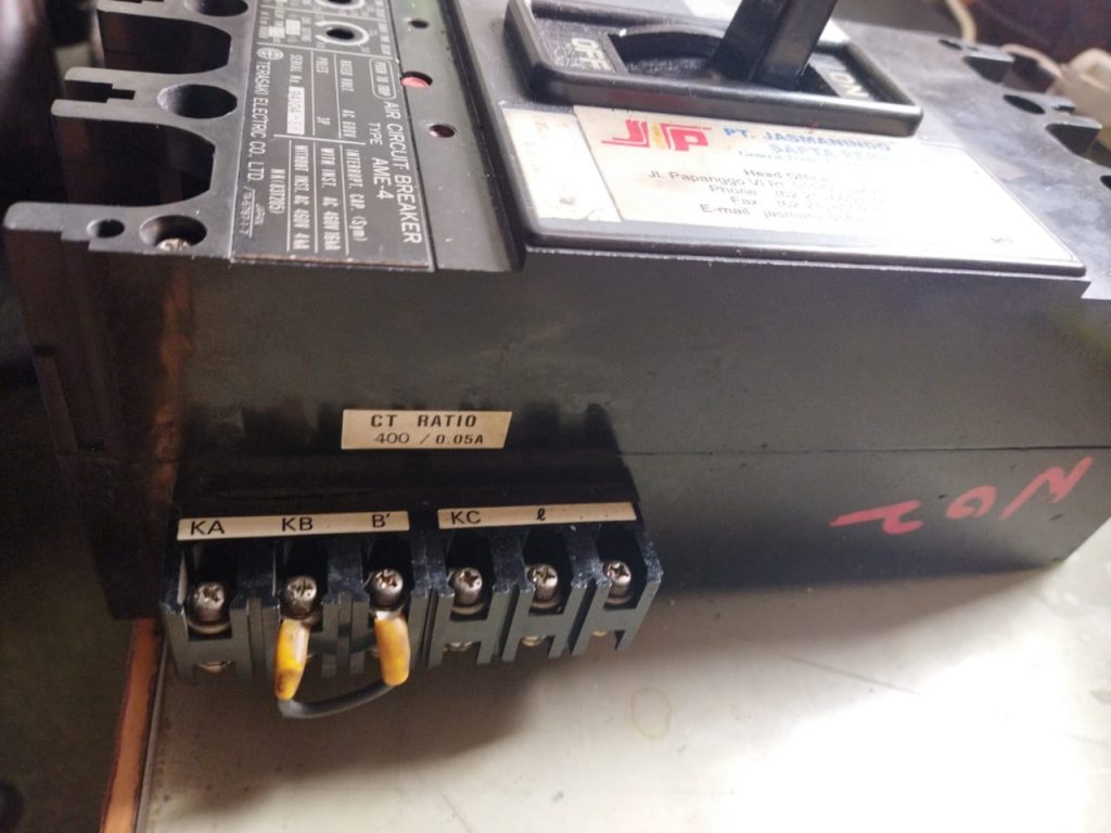 3b7253526f214bd124fdc6de63916616_