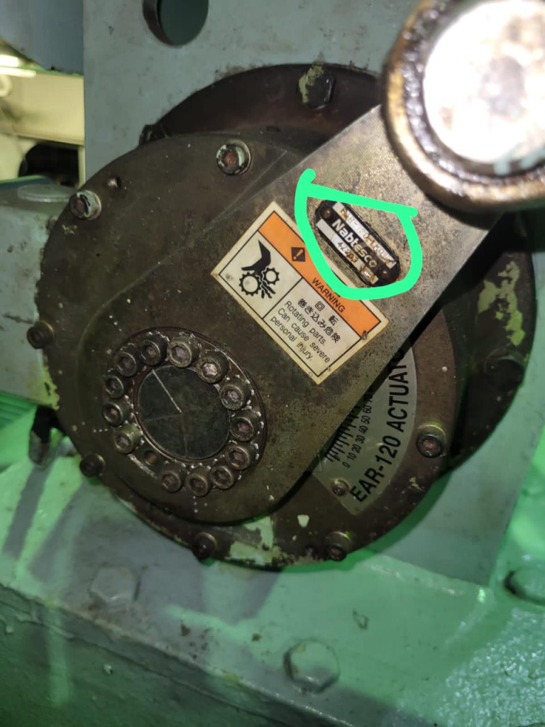 6e4b8c5c04ddbd0b772cbe40a6982c92_