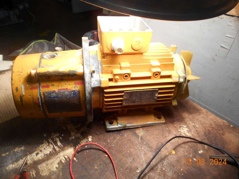 77fe905fc1ede30e9942d37ce7357890_