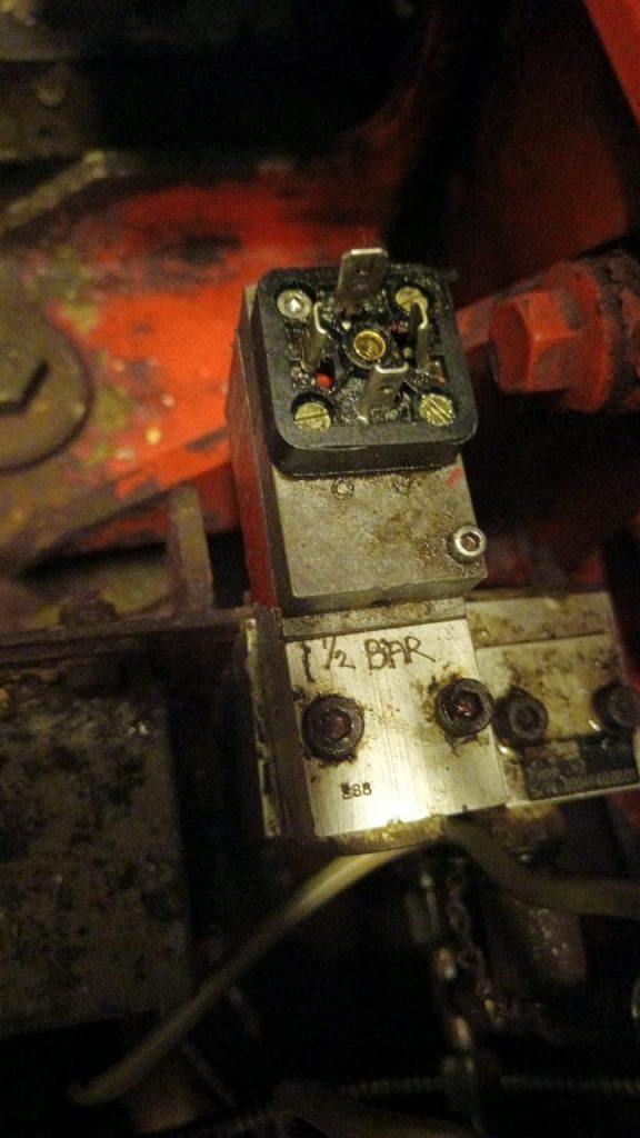 e490e922e5193152eb8f73b98c427df9_