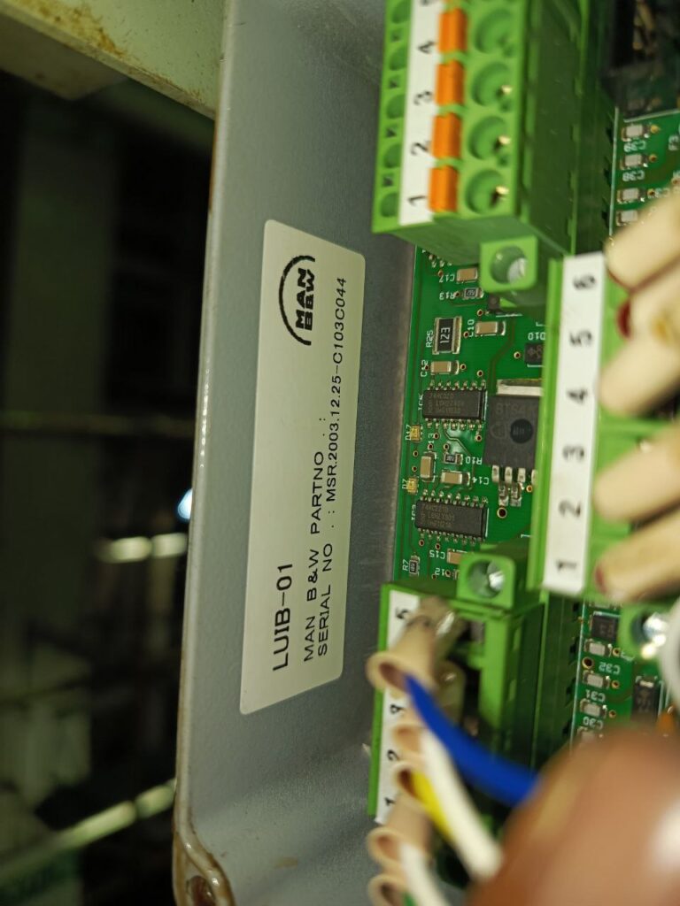 e85c394cd9e9e53543883e1b6355be0