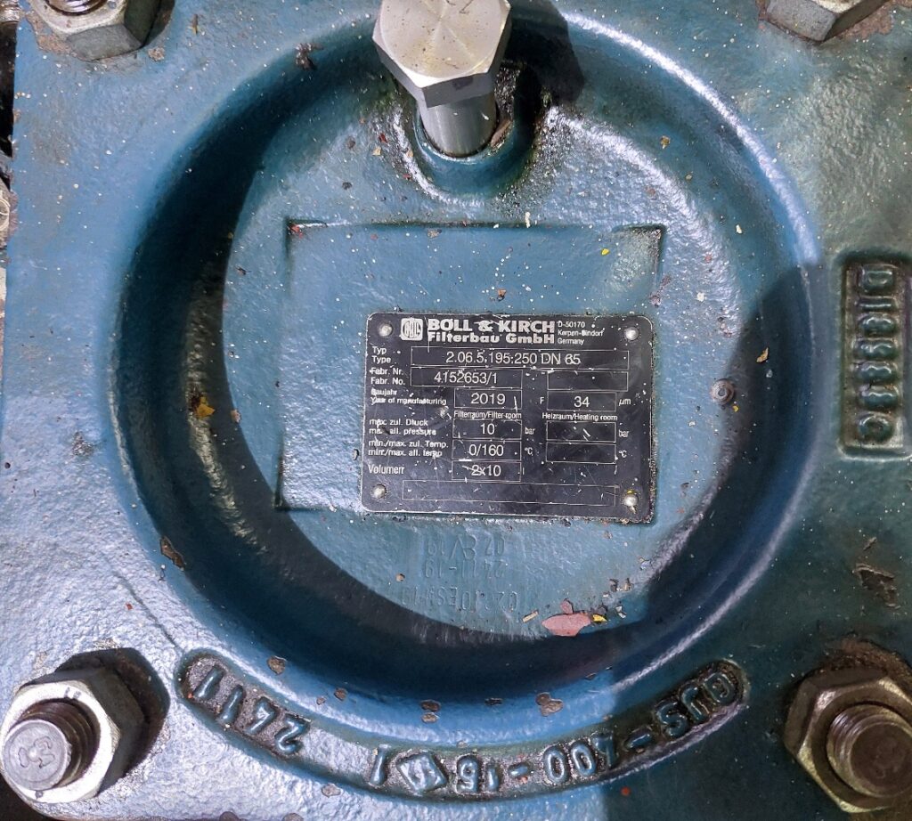 20a10ff7b941f1a33ae292272ae1ac5