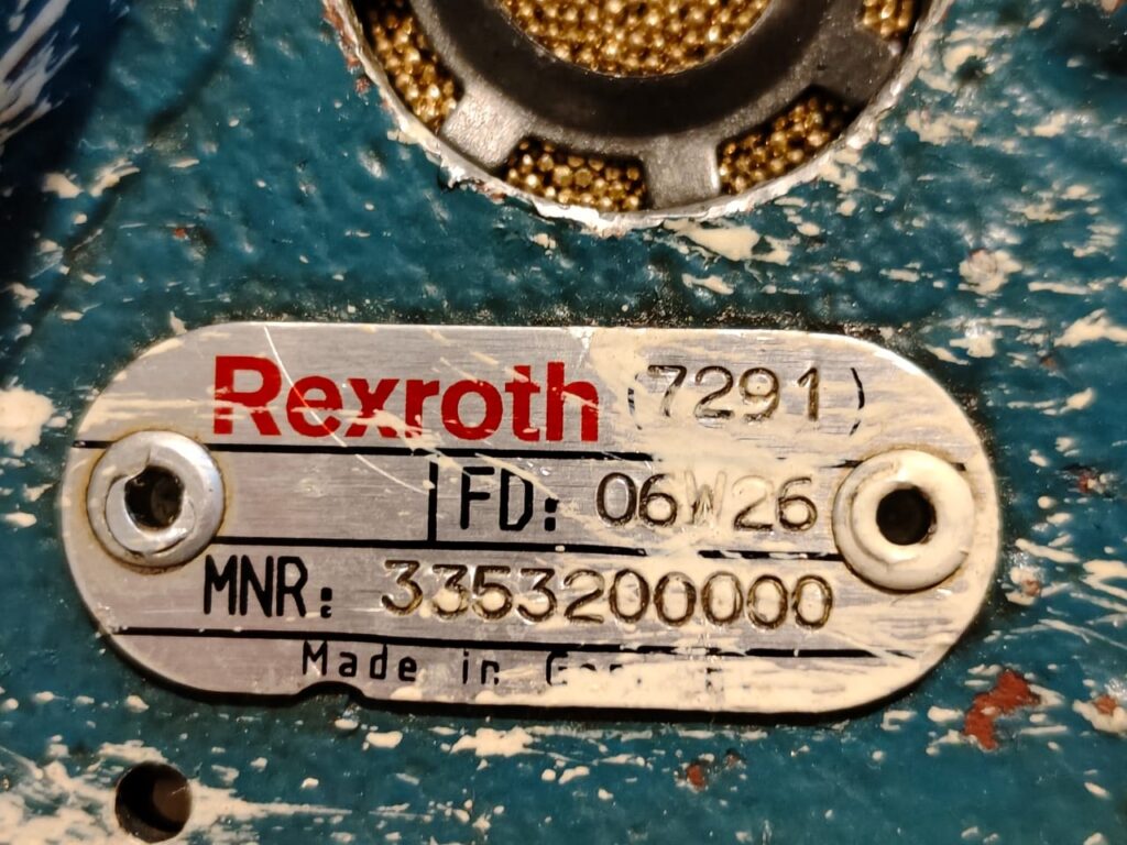 5b2a54c16a5f4e85f33328f367c9fd4