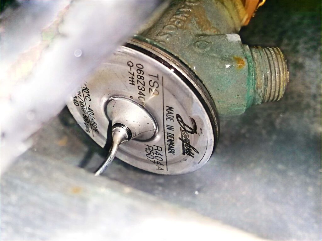 607633e4119bb3b902171fc3a9404d1