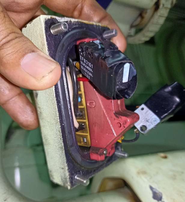 242f08682f137f4ec212b7ae57bad23