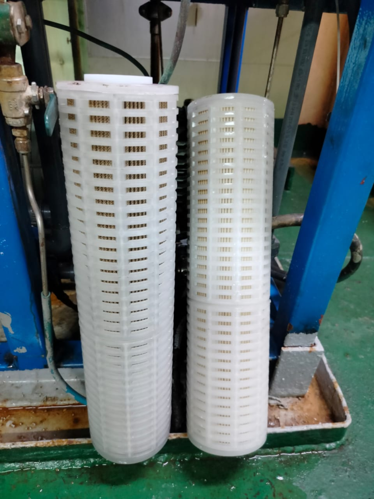 9637f5504477d7a9e623555047a4eaa