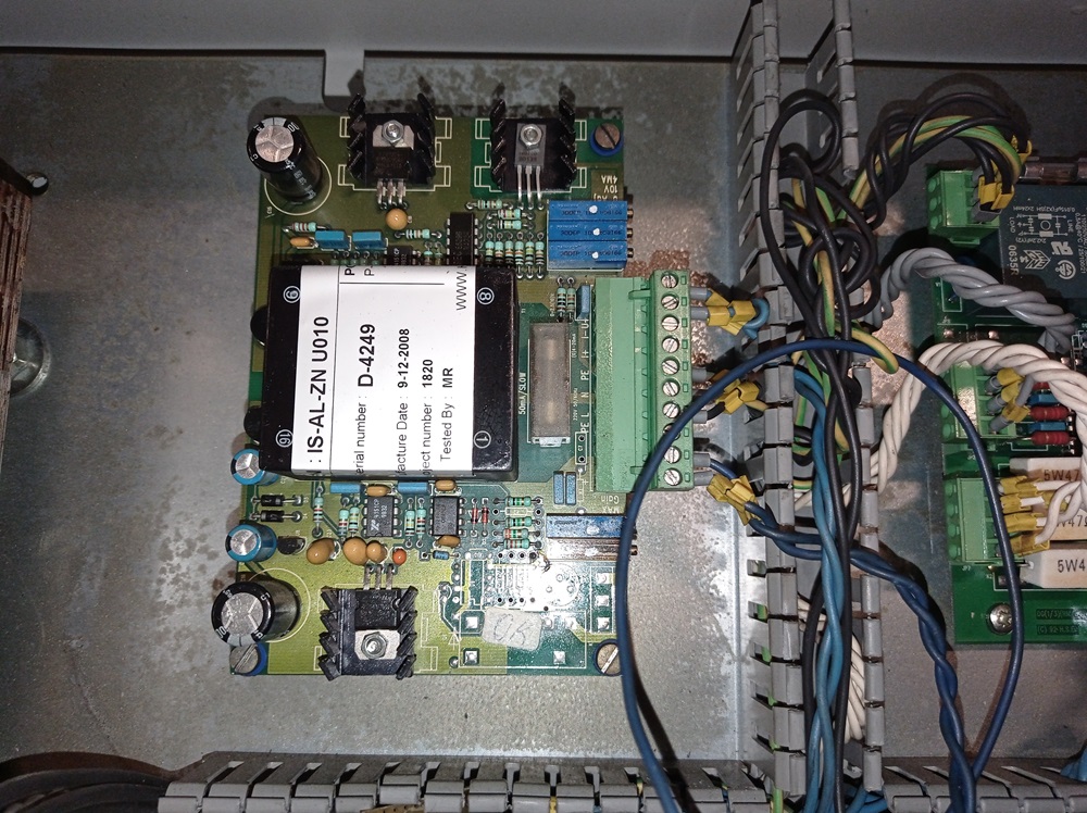 5493145da6d3b4acefce58c2405a253