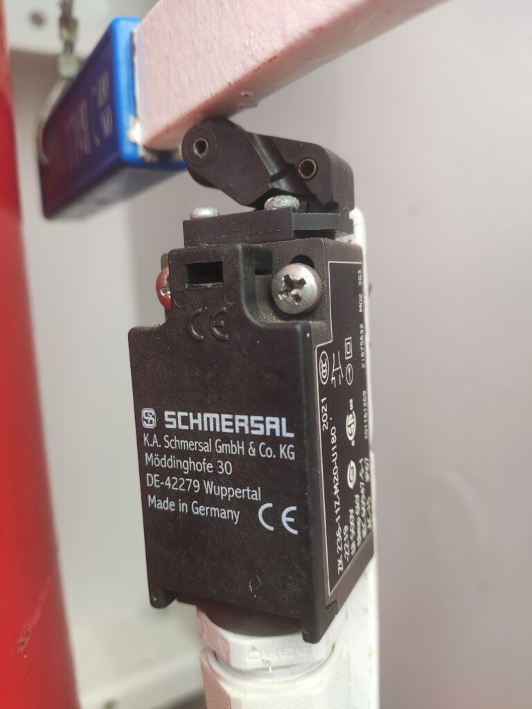 56a856e023e30f1d12d487a27ccb5d3