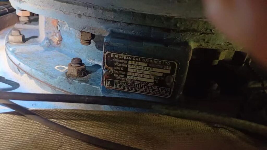 7e22f9a325f570a98bc5edd6200fc77