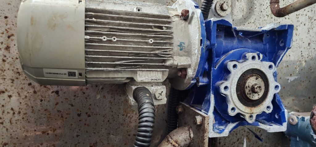 92a45084e4be1f89c3b62e6f0b8032f