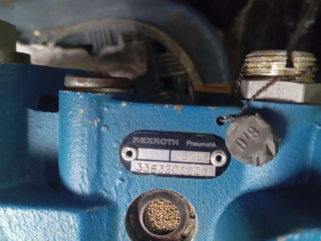 b8c2f96f4f118f142f088537c8f37c4