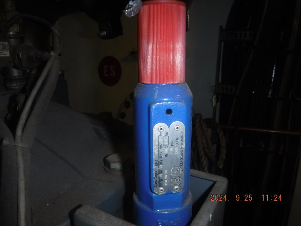 895e953ada51f45aba77dc1c32d6730